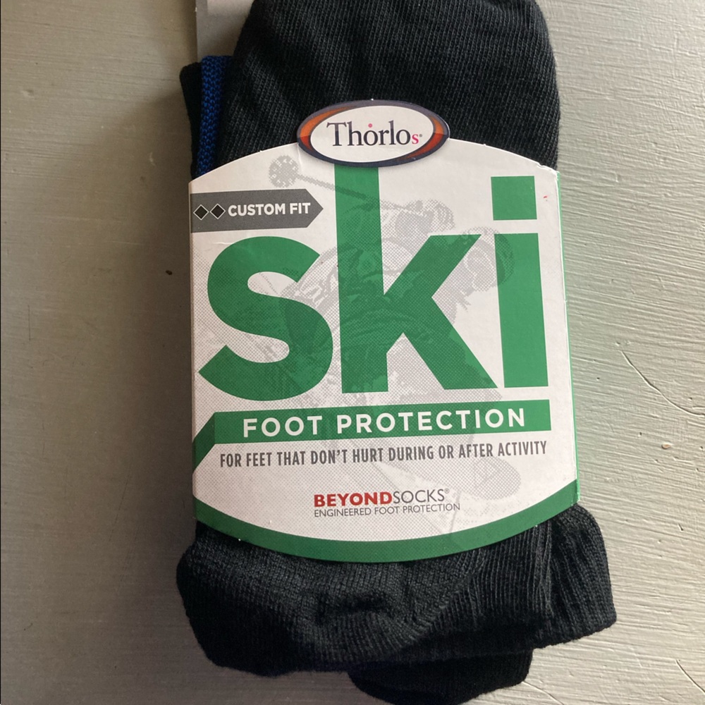 Thorlos ski socks custom fit - winter sports - snowboarding socks black and blue
